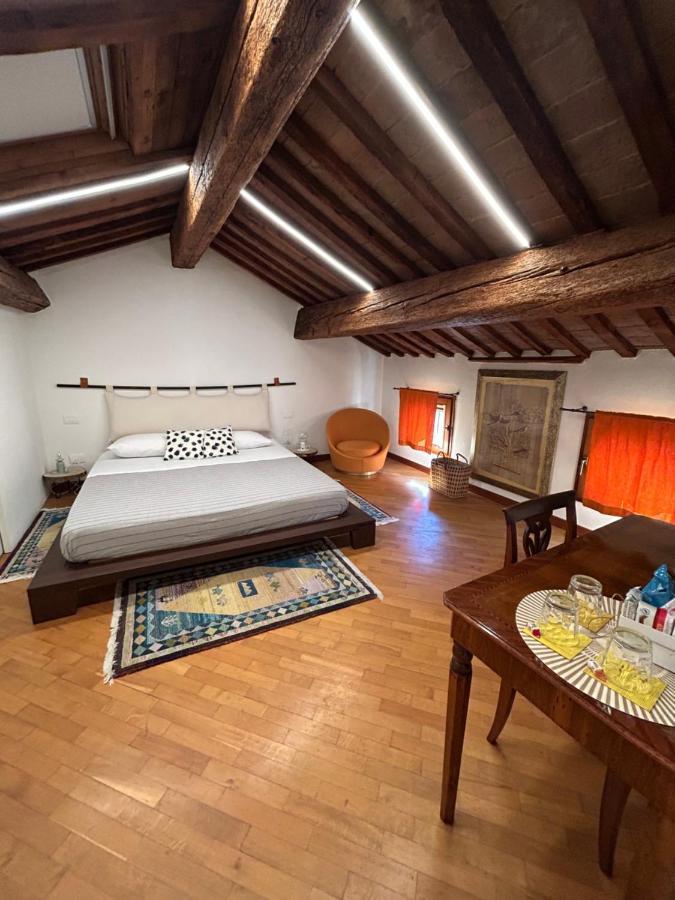 Chez Madame Hotel Ferrara Kültér fotó